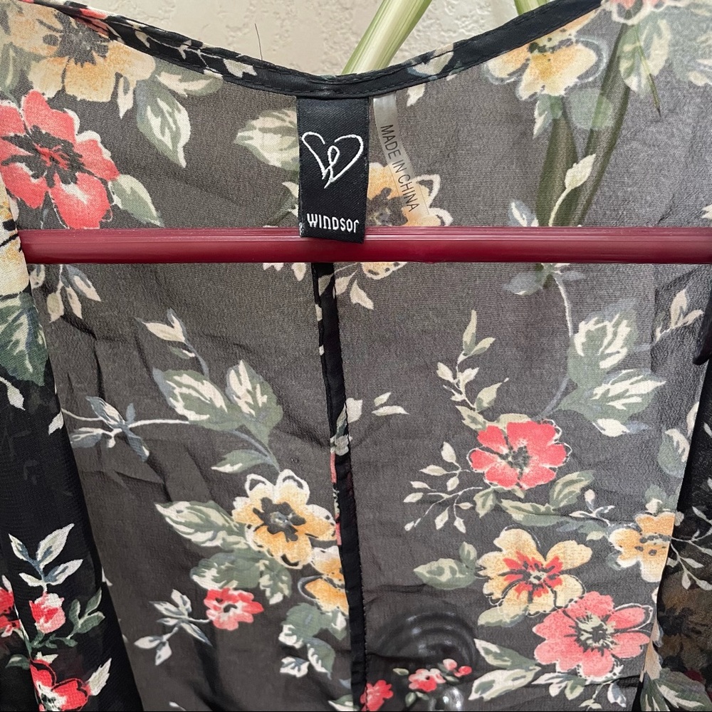 WINDSOR FLORAL KIMONO - Picture 2 of 4